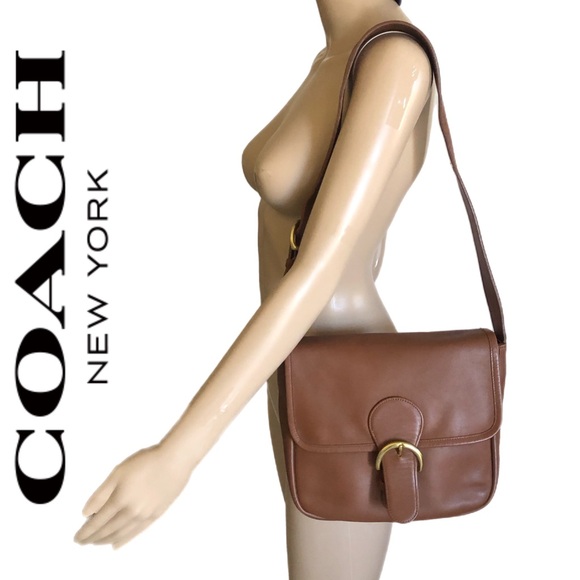 Coach Handbags - VTG 90s COACH Shoulder Bag 🐂